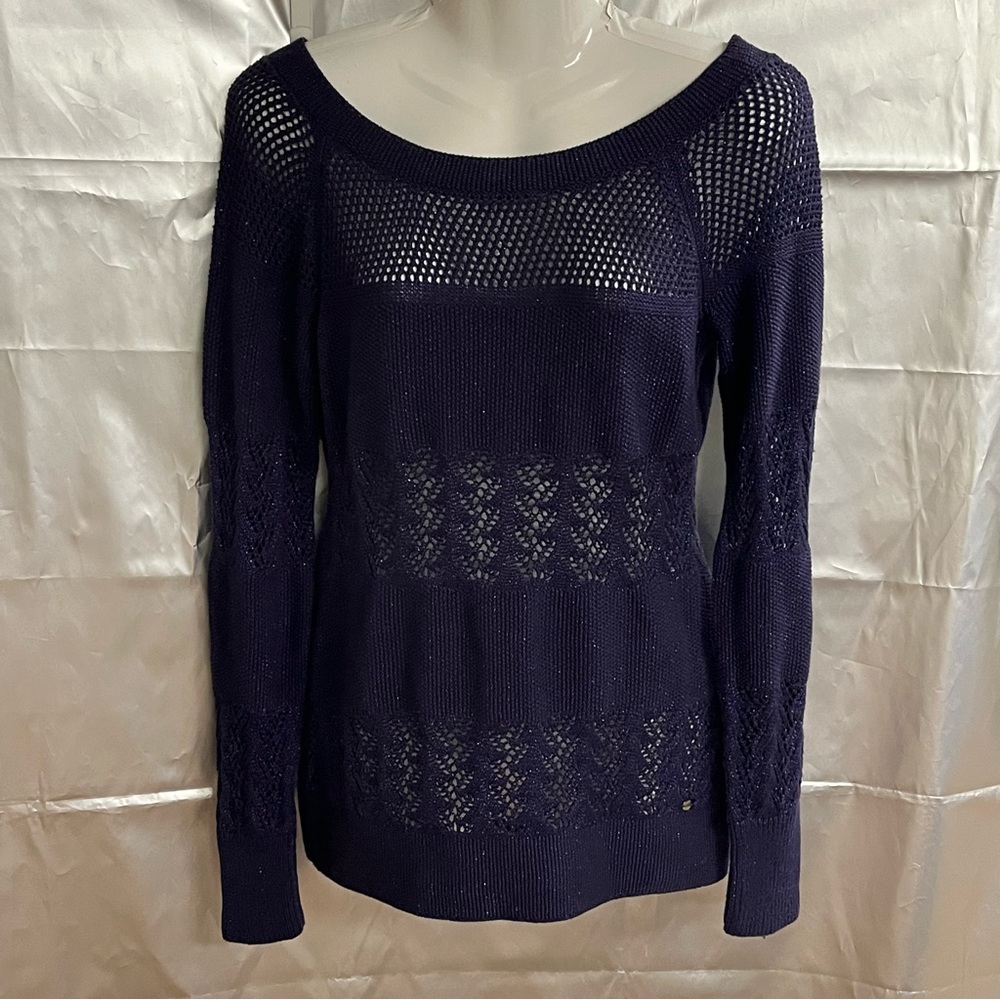 Guess ladies cable knit sweater, size small
